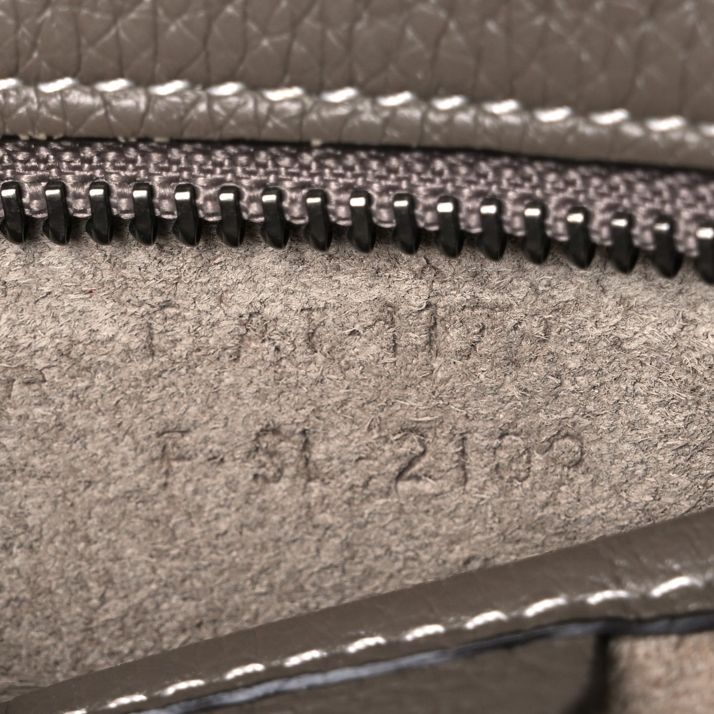 Drummed Calfskin Nano Luggage Souris