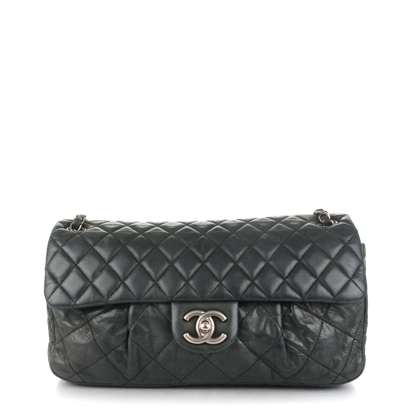 Iridescent Calfskin Large Chic Quilt Flap Black
