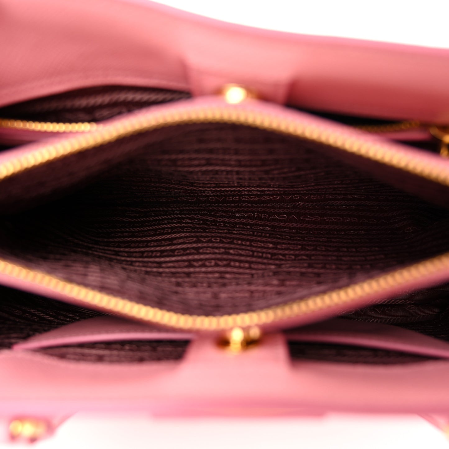 Saffiano Lux Medium Tote Petalo