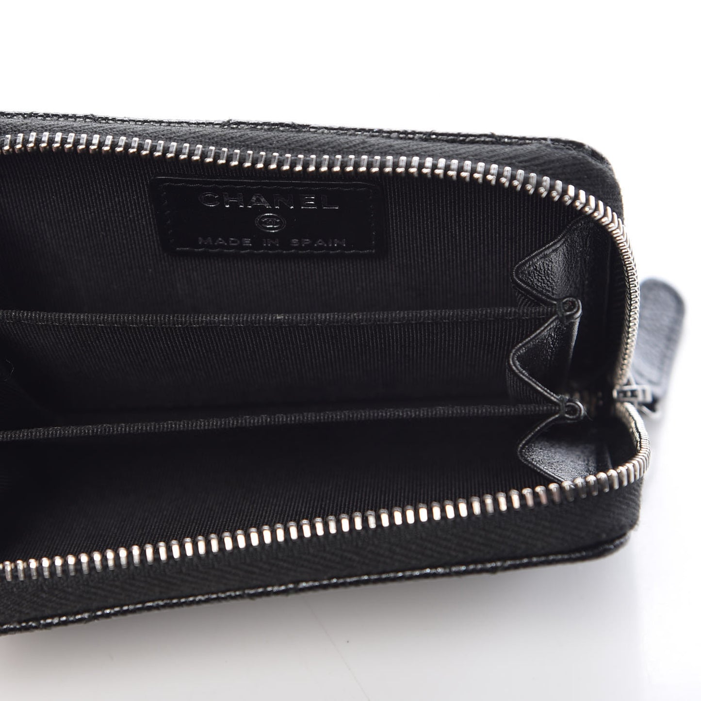 Iridescent Caviar Quilted Zip Coin Purse Black