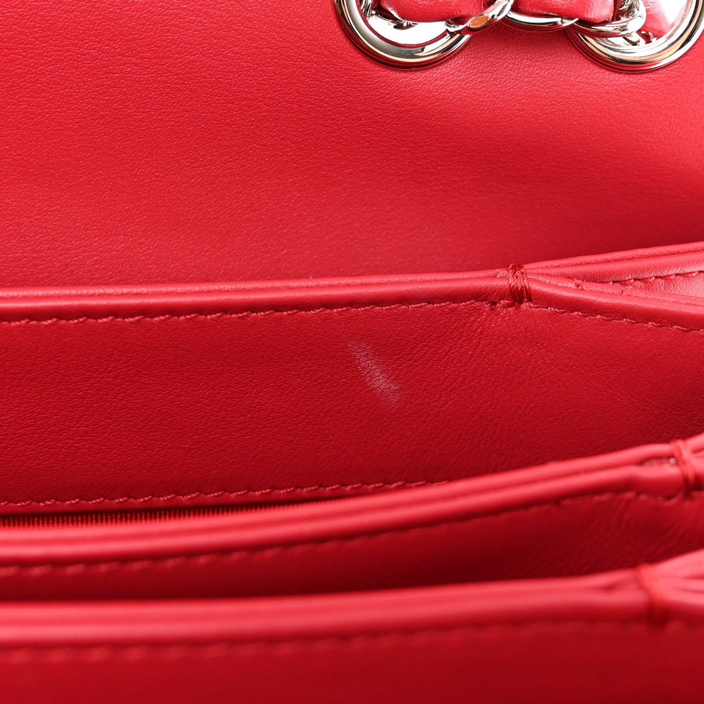 Calfskin Small Tramezzo Flap Red