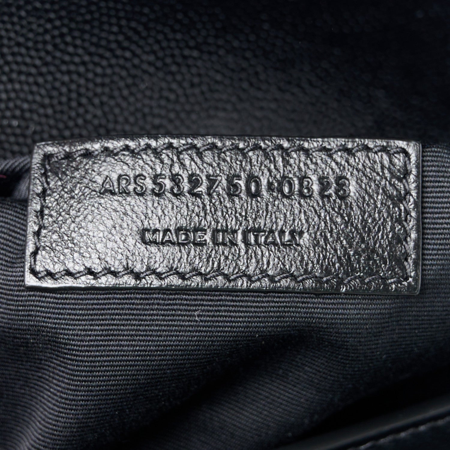 Saint Laurent Grain De Poudre Monogram Cassandra Clasp Bag Black 7 of 11