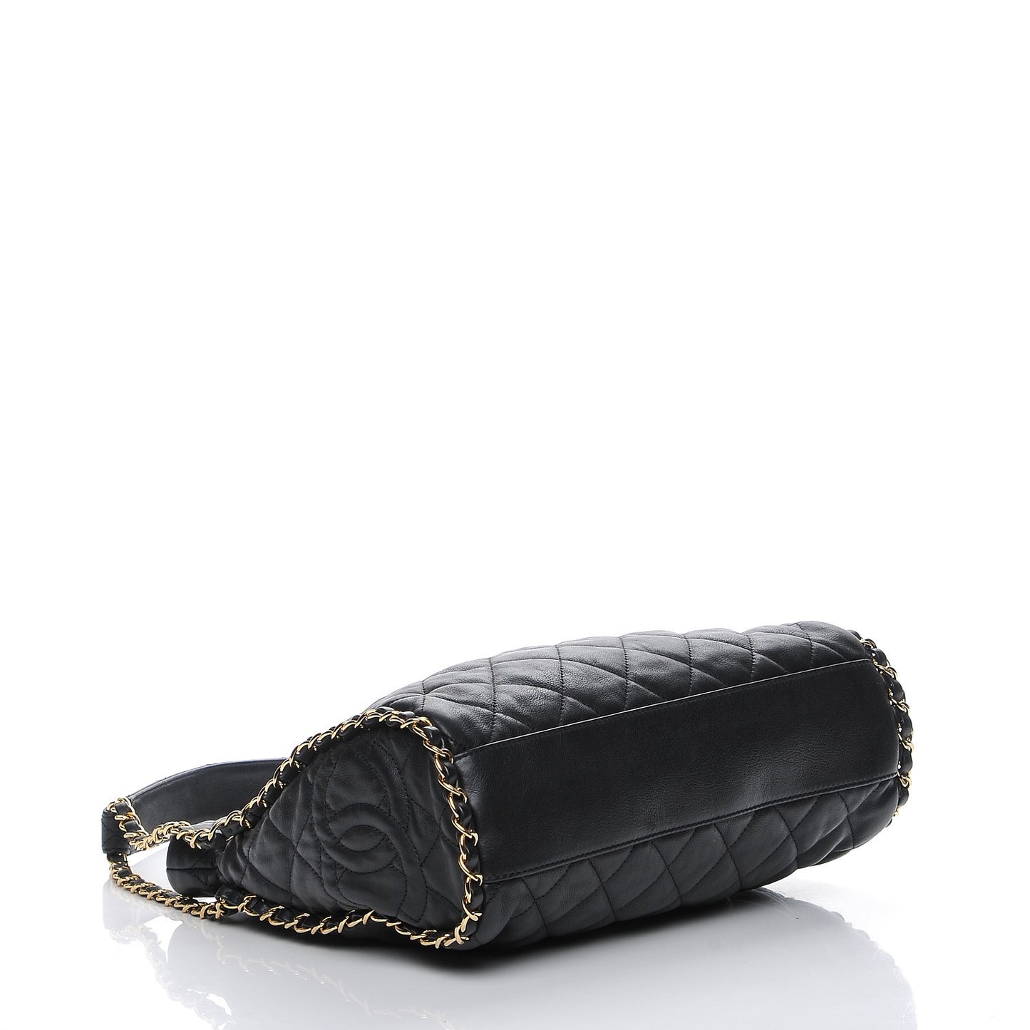 Calfskin Quilted Medium Chain Me Hobo Black