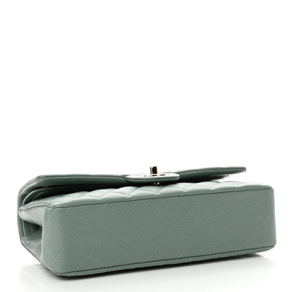 Chanel Caviar Quilted Medium Double Flap Green 4 of 11