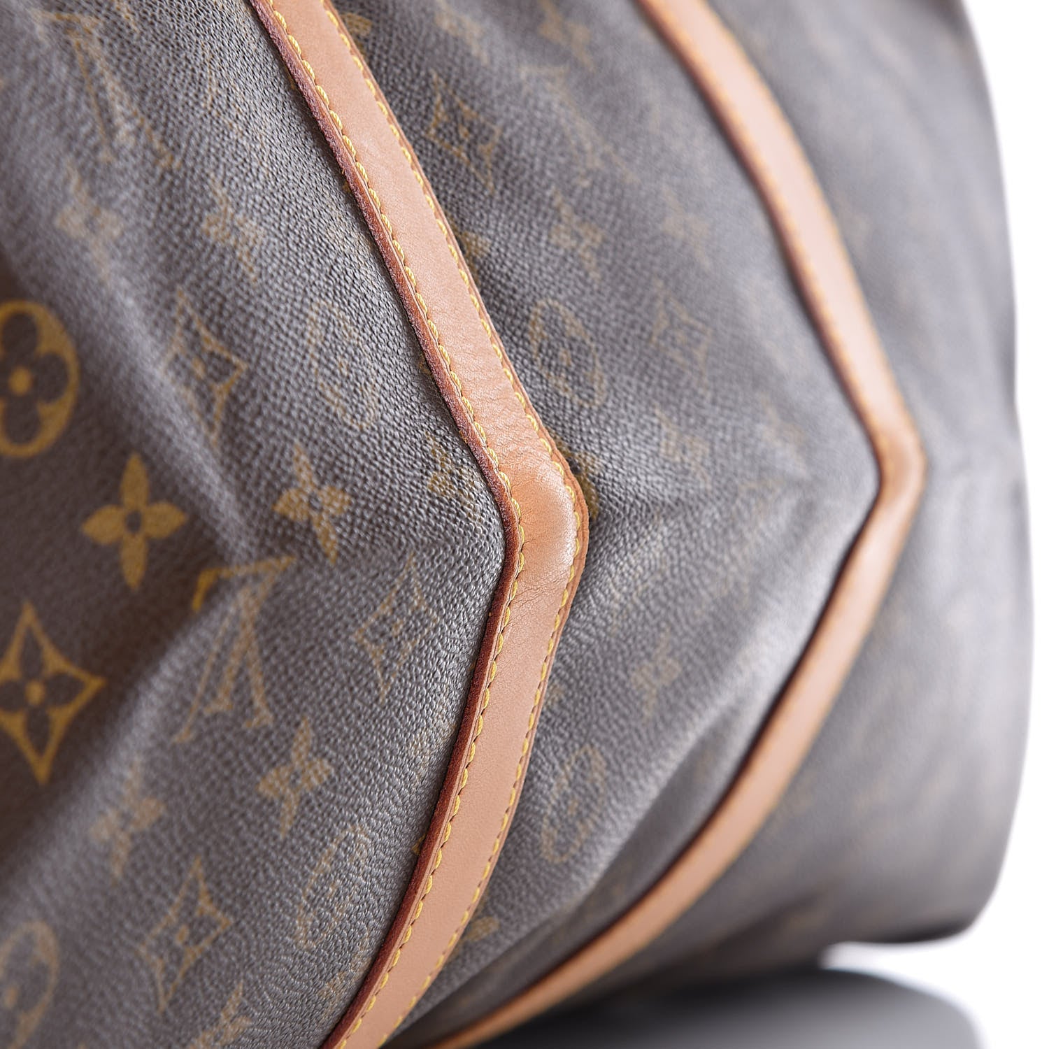 Louis Vuitton Monogram Keepall 60 8 of 10