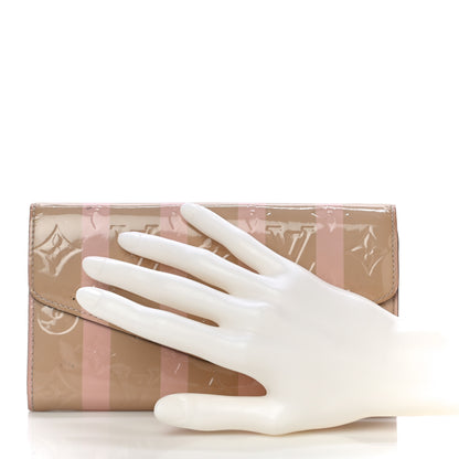Louis Vuitton Vernis Rayures Sarah Wallet NM Dune 2 of 14