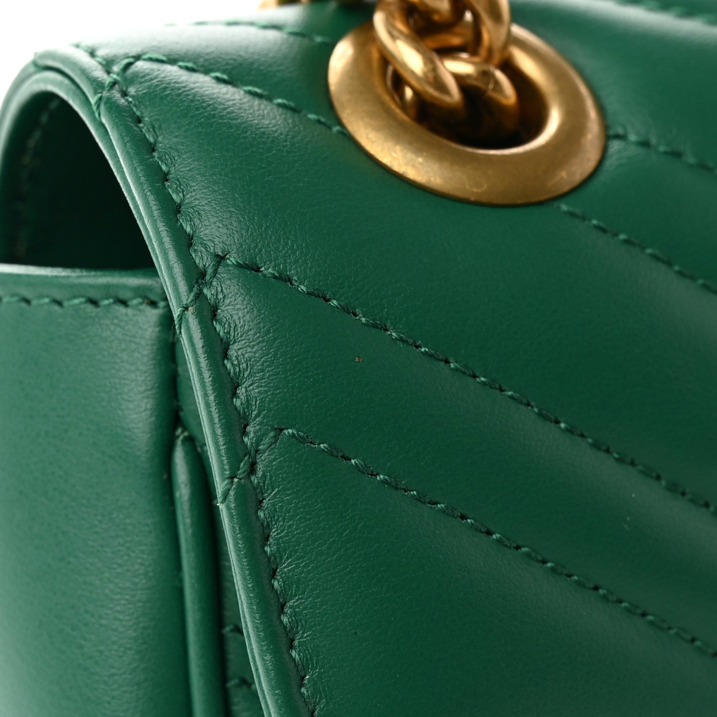 Calfskin Matelasse Small GG Marmont Shoulder Bag Emerald Green