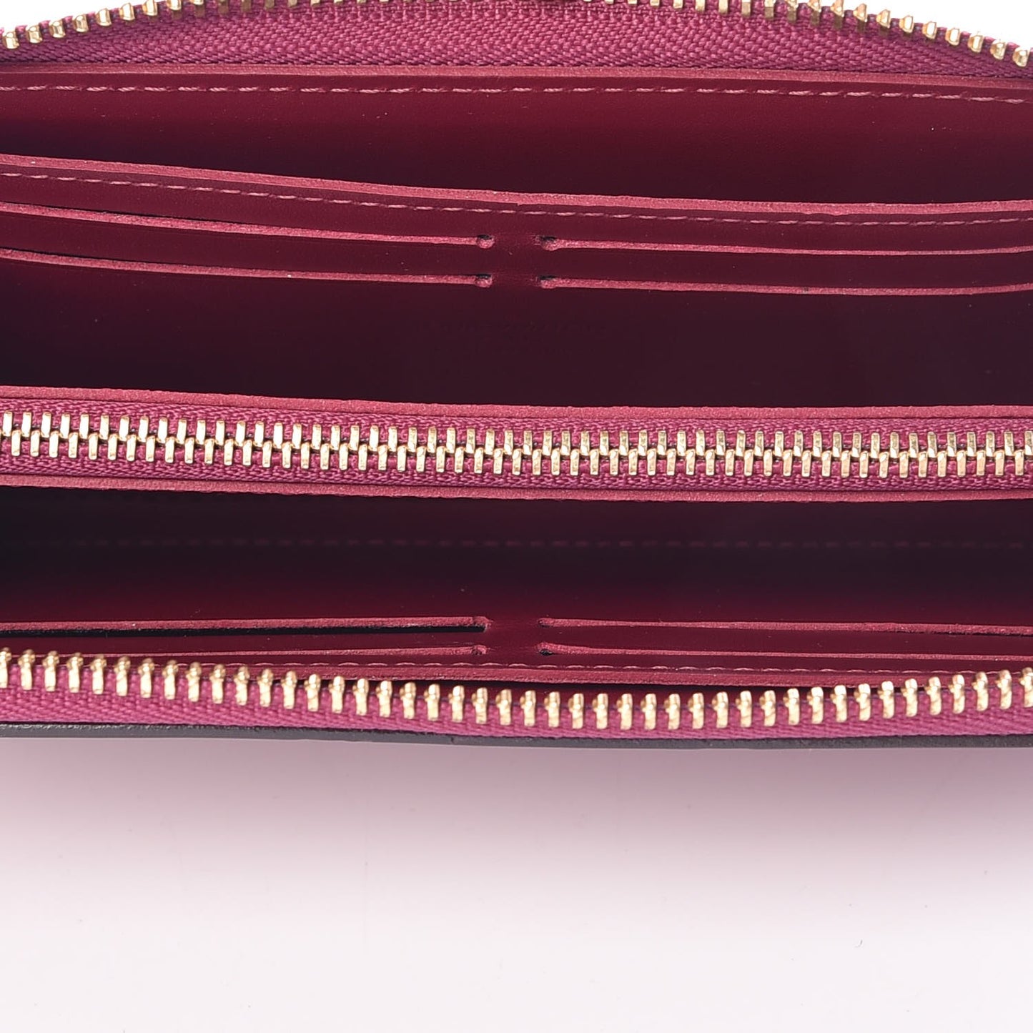 Vernis Clemence Wallet Magenta