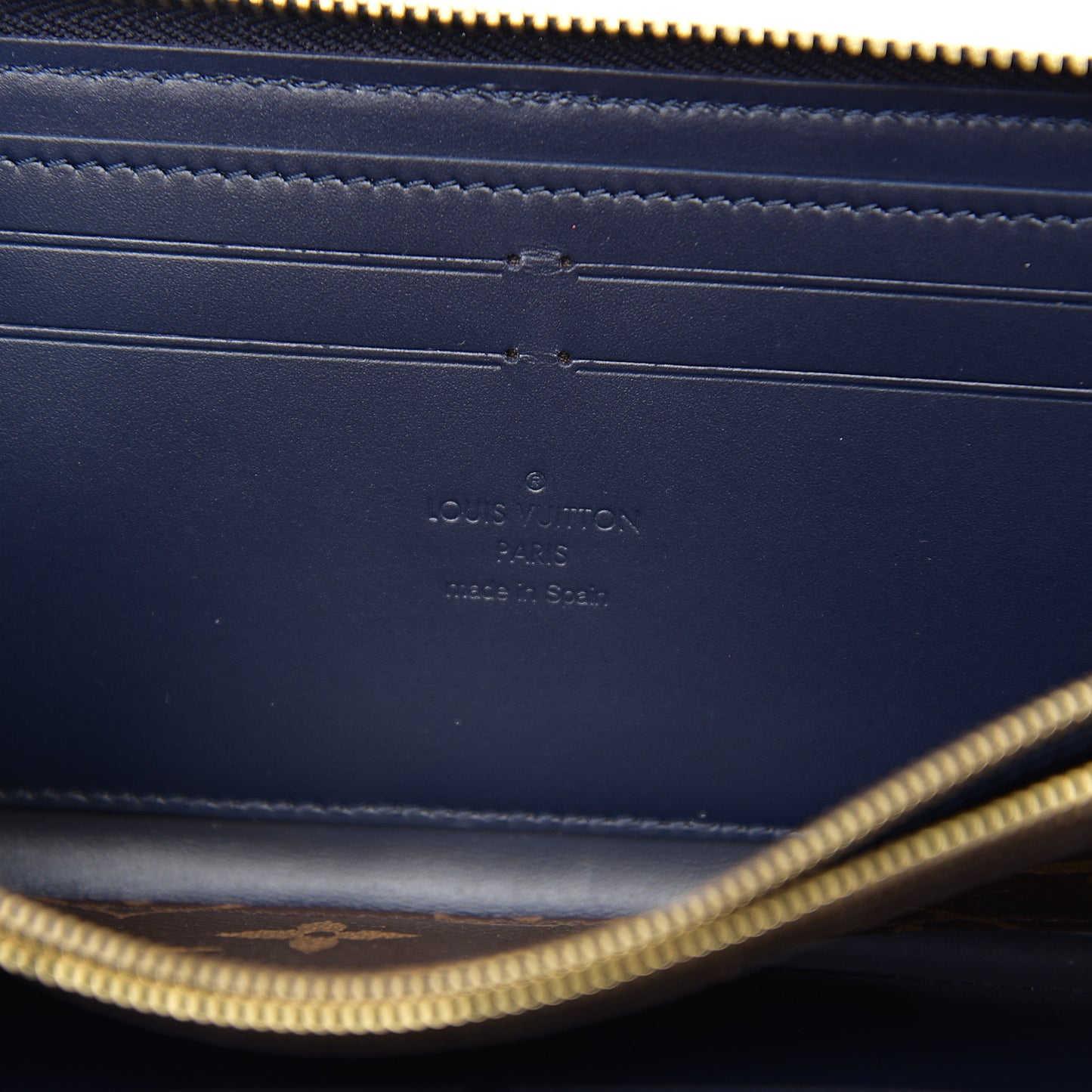 Vernis Zippy Wallet Blue