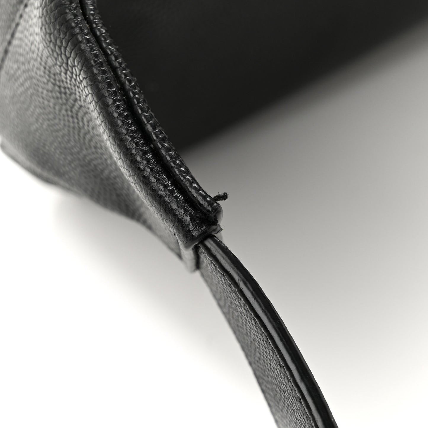 Grain De Poudre Monogram Belt Bag Black