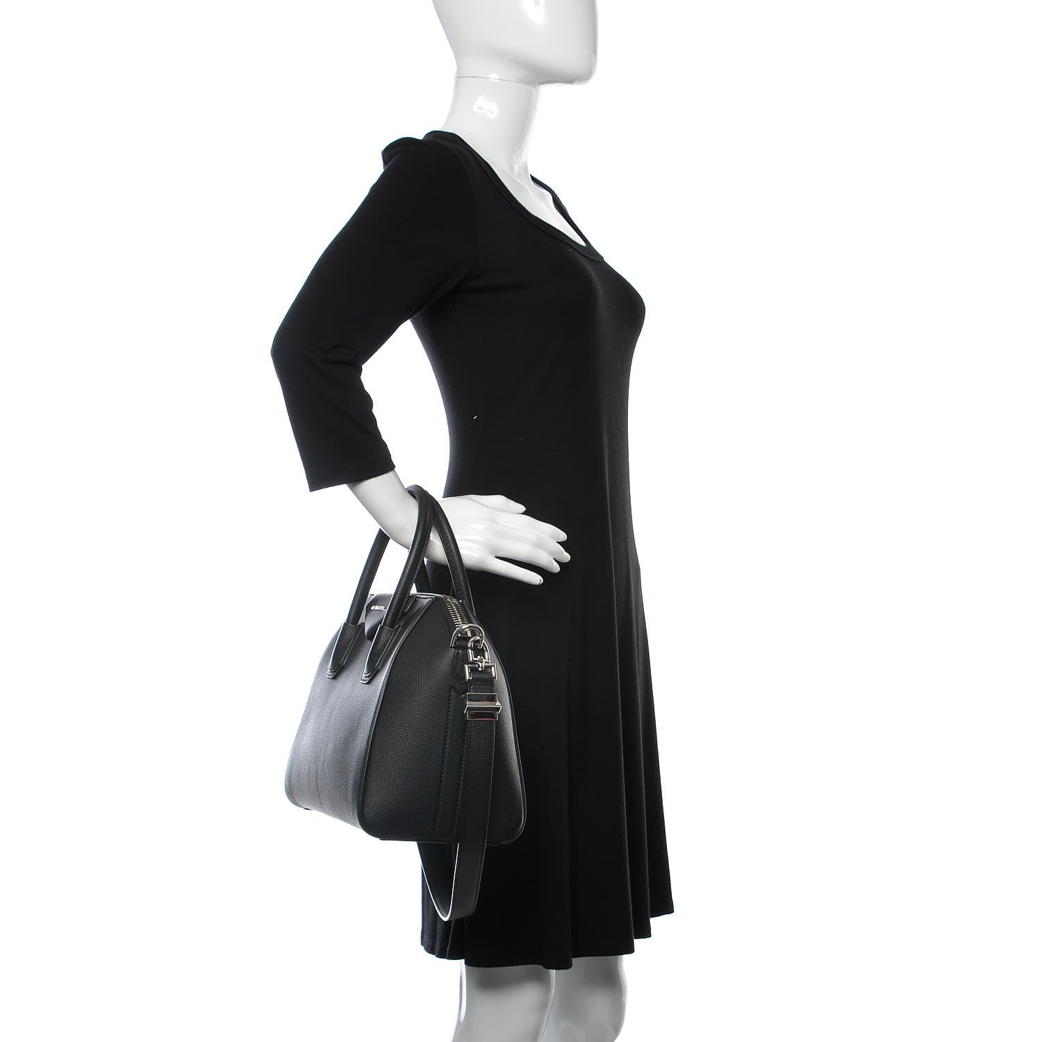 Givenchy Sugar Goatskin Small Antigona Black 3 of 15