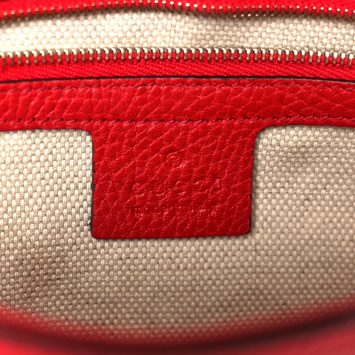 Pebbled Calfskin Medium Soho Flap Crossbody Tabasco Red