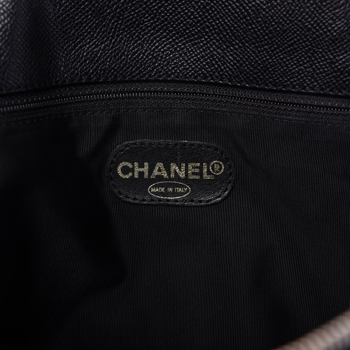 Caviar Shoulder Bag Black