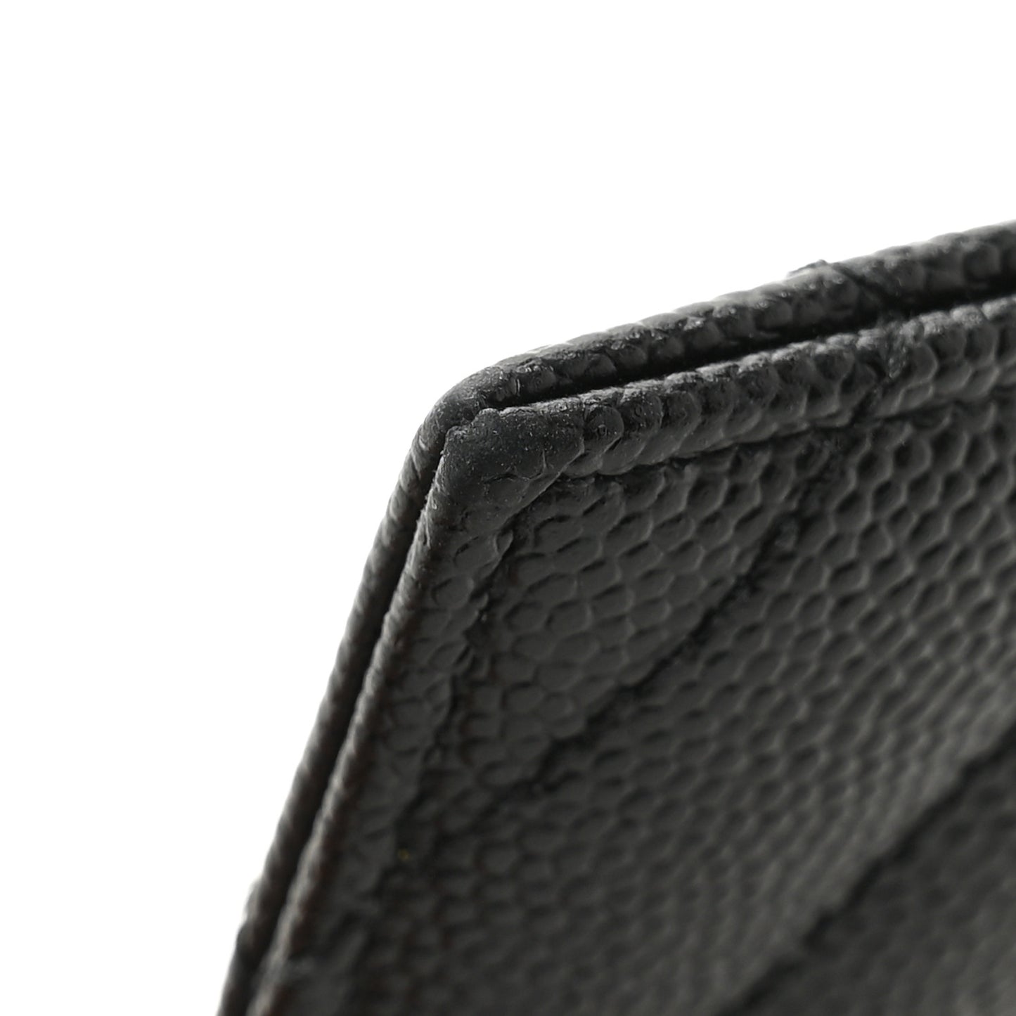 Grain De Poudre Matelasse Chevron Monogram Credit Card Case Black