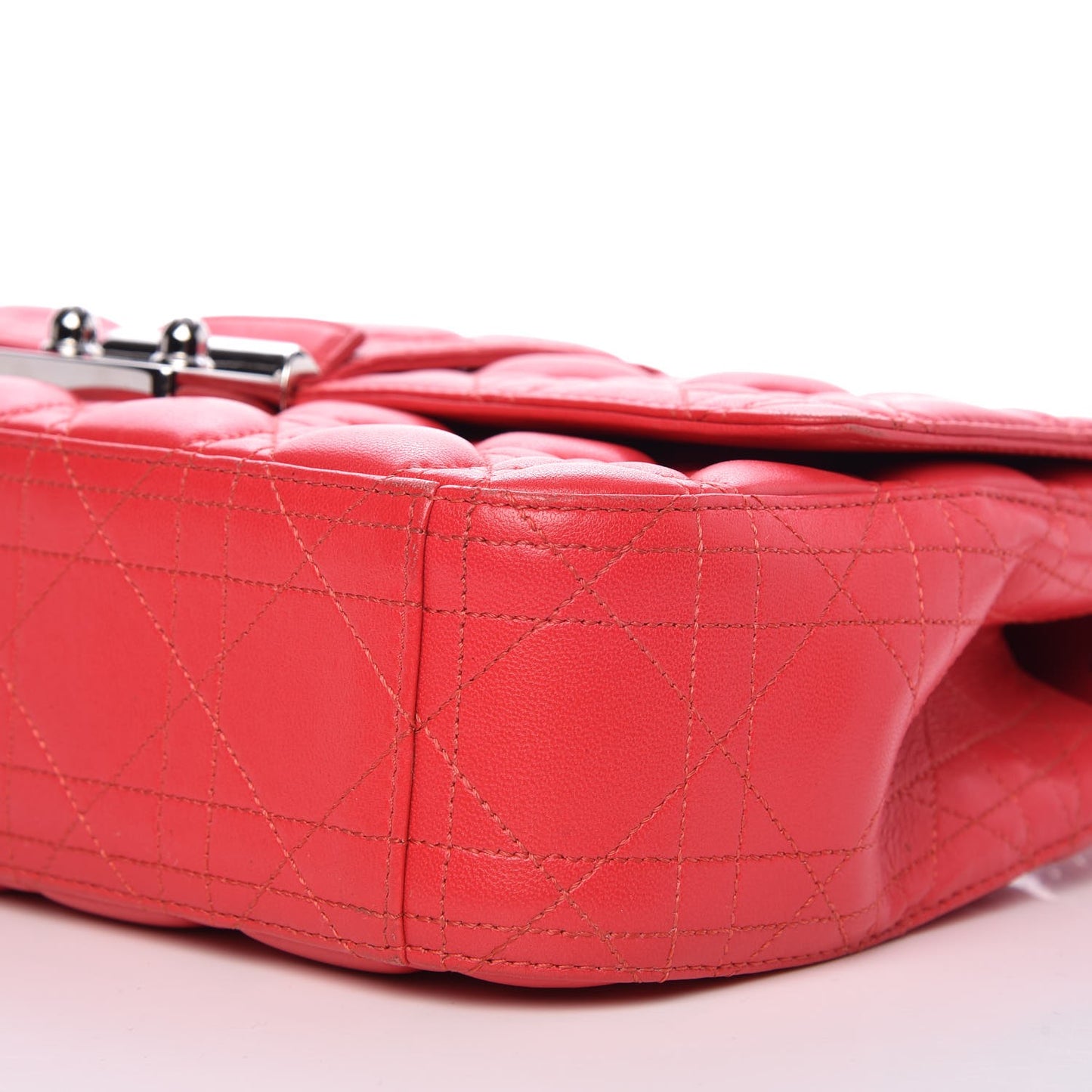 CHRISTIAN DIOR Lambskin Cannage Medium Miss Dior Flap Fuchsia