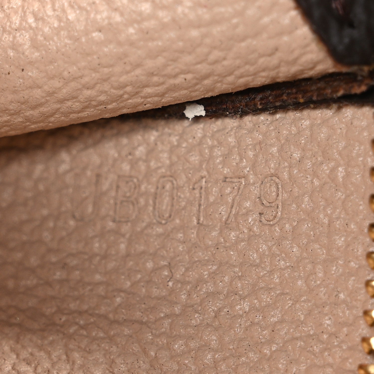 Louis Vuitton Monogram Toiletry Pouch 15 7 of 7