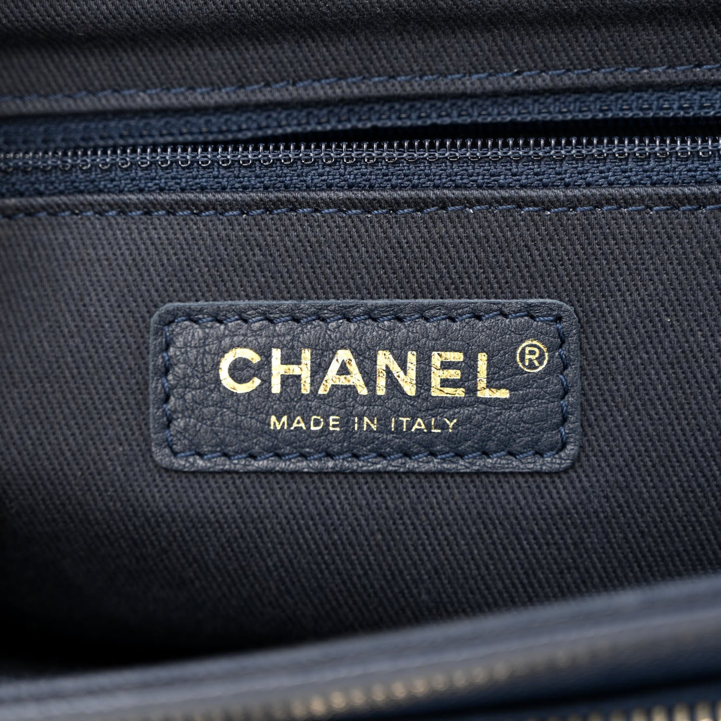 Caviar Quilted Small Business Affinity Flap Navy