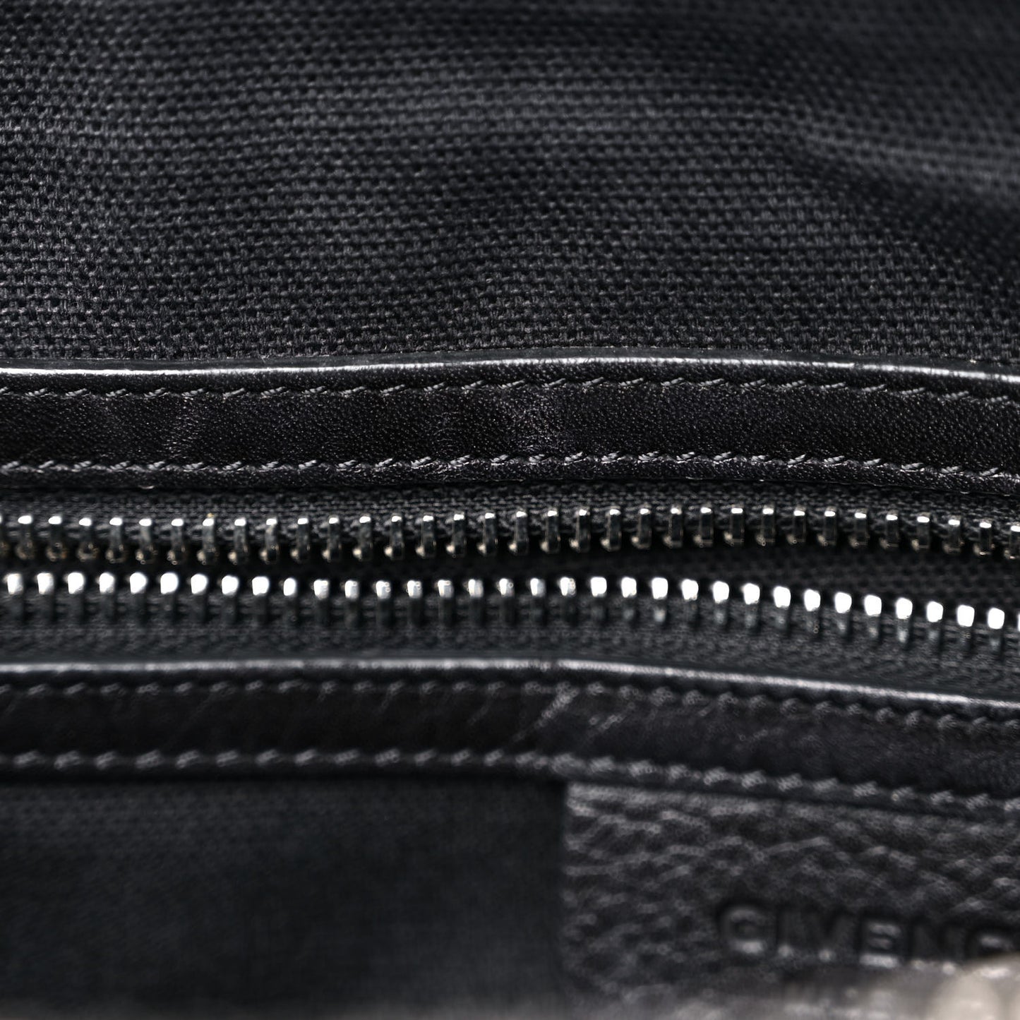 Calfskin Medium Studded Bi-Color Antigona Black White