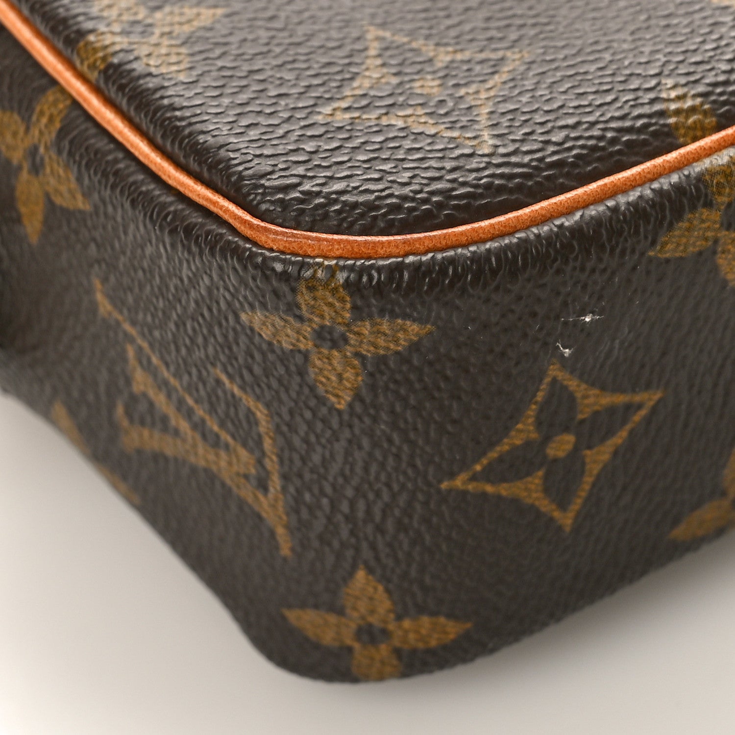 Louis Vuitton Monogram Pochette Cite 7 of 8