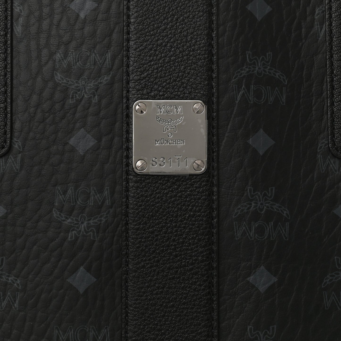 Visetos Medium Liz Reversible Shopper Tote Black
