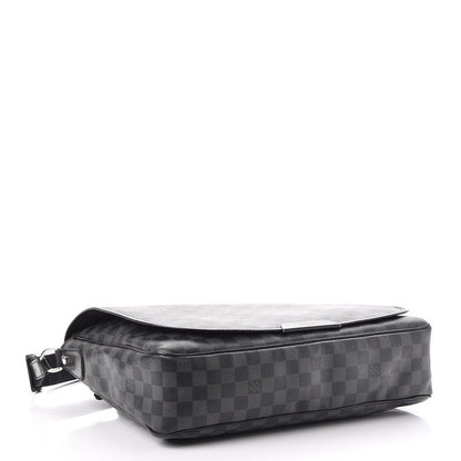 Louis Vuitton Damier Graphite Daniel GM 4 of 9