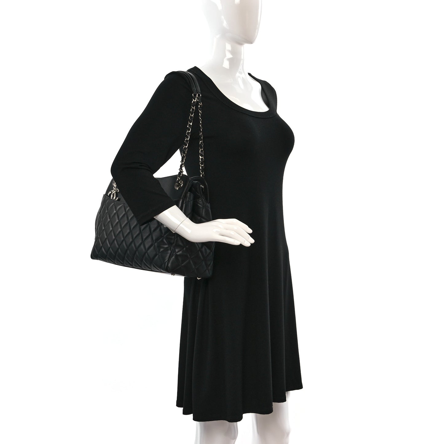 Lambskin Quilted Chanel 7 Tote Black