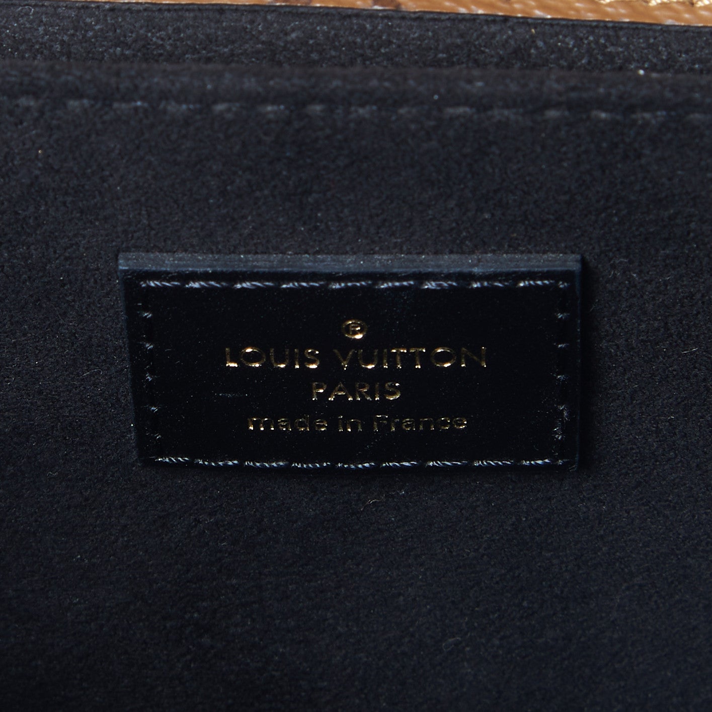Reverse Monogram Pochette Metis