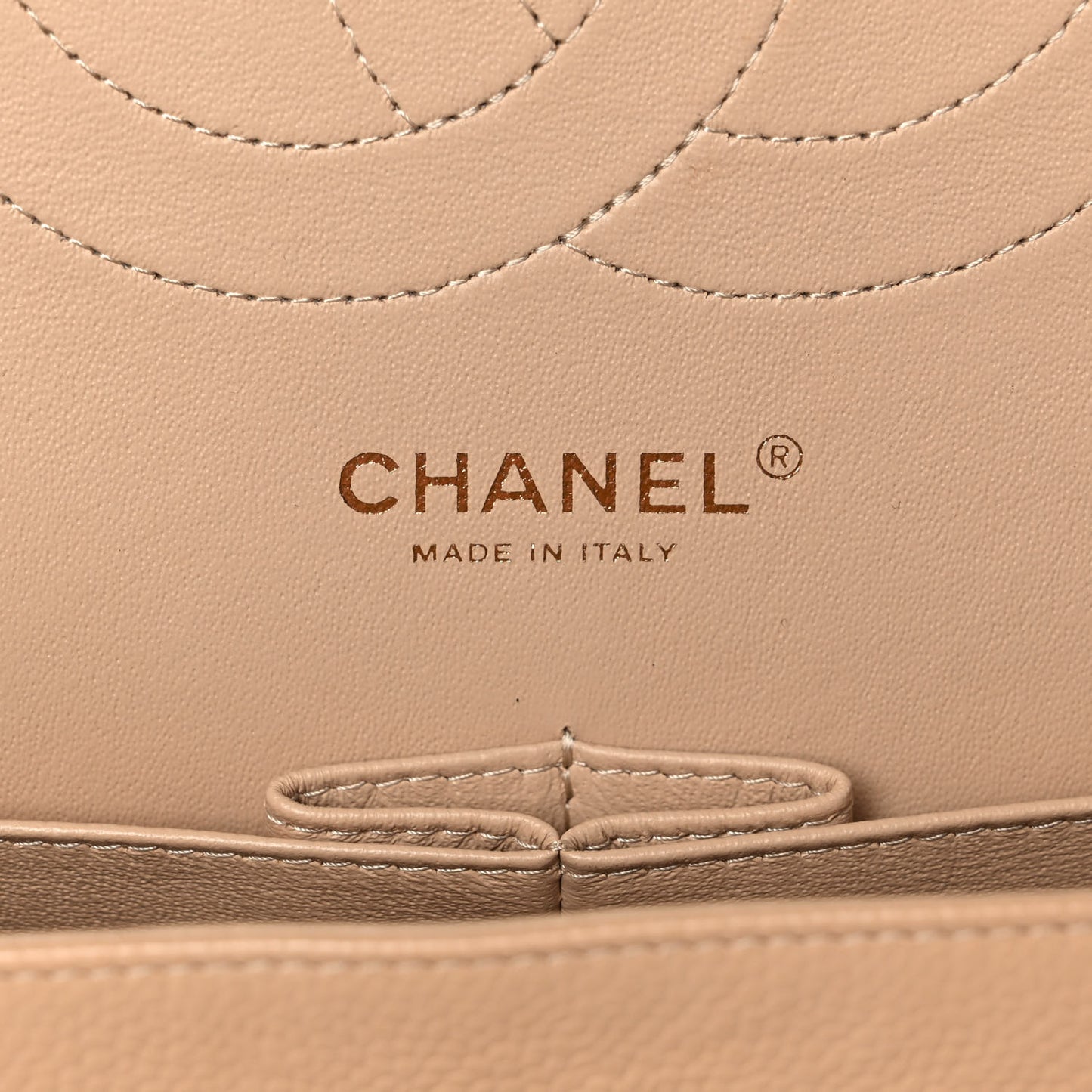 Caviar Quilted Jumbo Double Flap Beige Clair