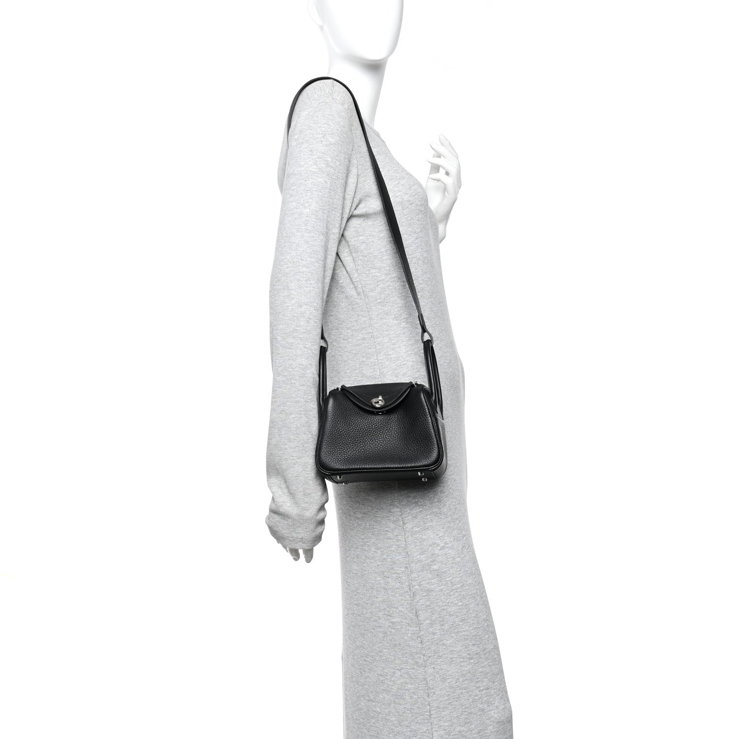 Hermes Taurillon Clemence Mini Lindy 20 Black 2 of 11