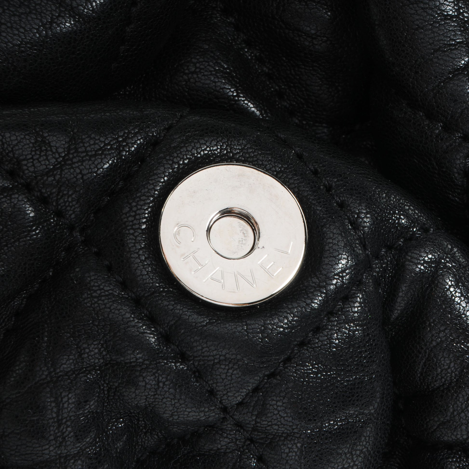Chanel Lambskin Chain Around Medium Messenger Bag Black 8 of 9