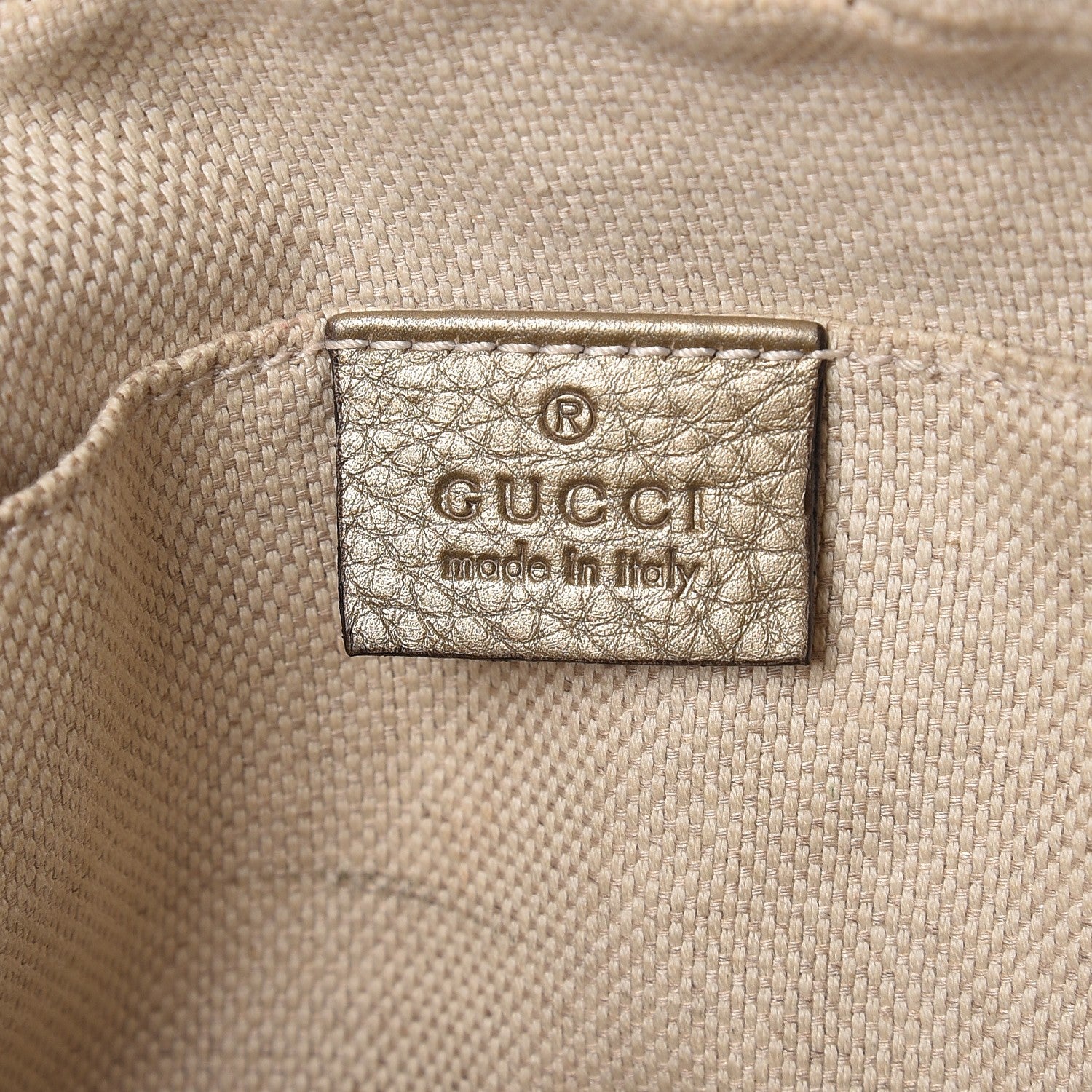 Gucci Metallic Pebbled Calfskin Small Soho Disco Bag Golden Beige 7 of 8