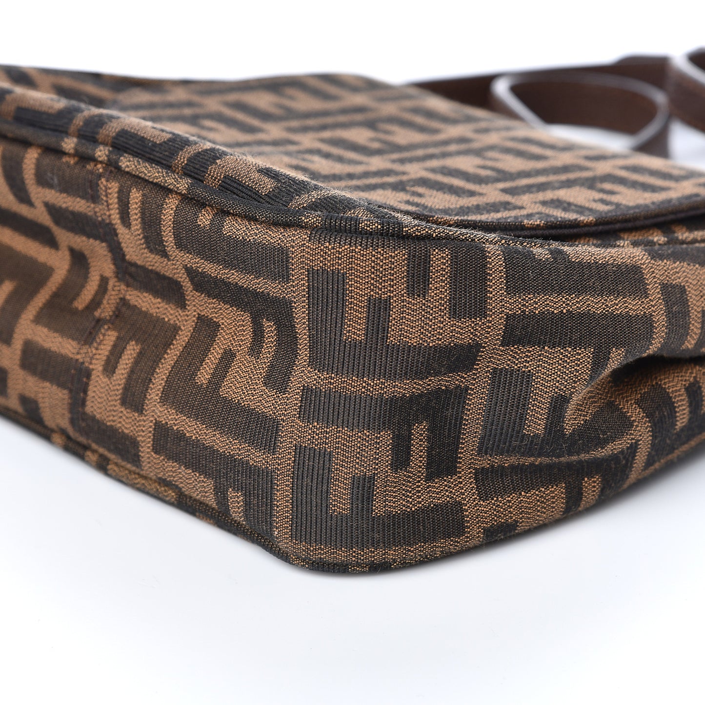 Zucca Vitello Artic Mini Messenger Bag Tobacco Castagna