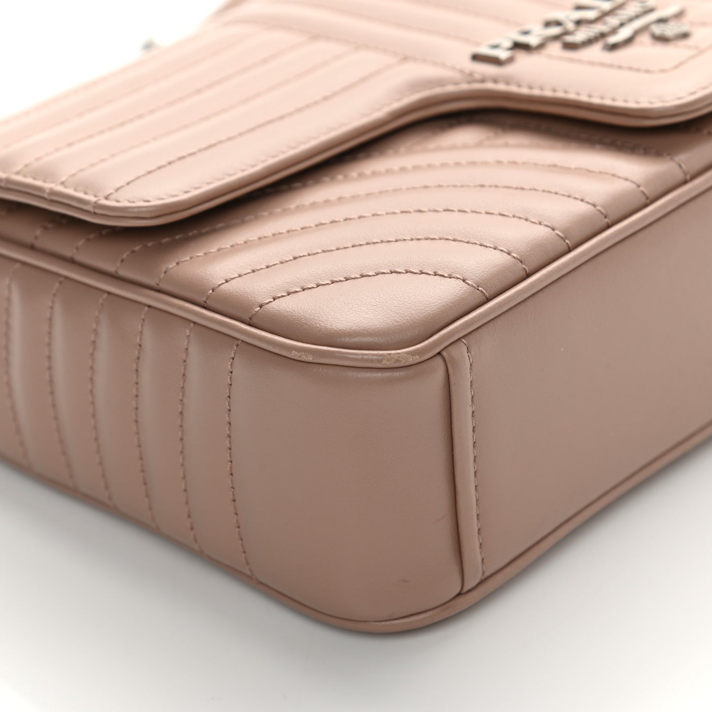 Soft Calfskin Impunture Diagramme Medium Chain Flap Shoulder Bag Cipria