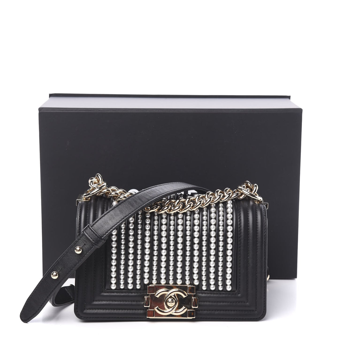 Calfskin Pearl Small Boy Flap Black