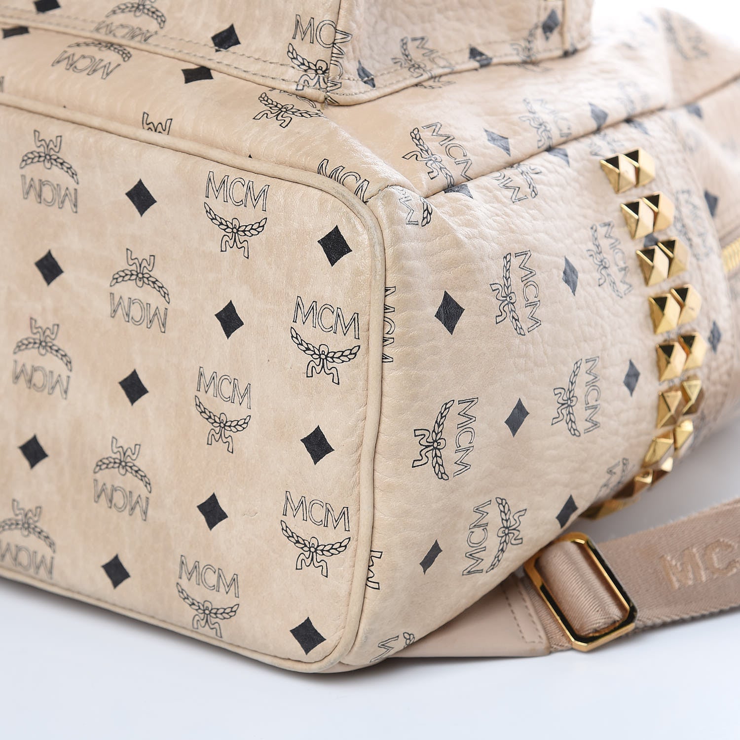 MCM Visetos Medium Side Studs Stark Backpack Beige 9 of 18