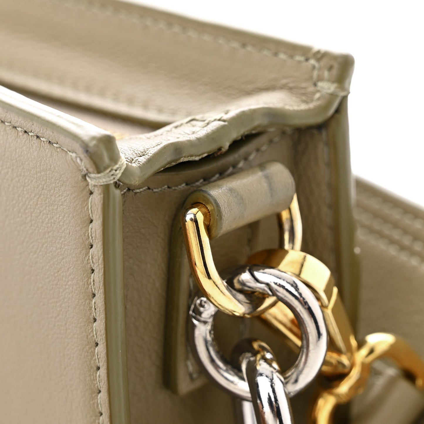 Smooth Calfskin Le Sac Ciuciu Khaki