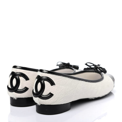 Chanel Pony Hair Patent Cap Toe Ballet Flats 38 Black White 3 of 4