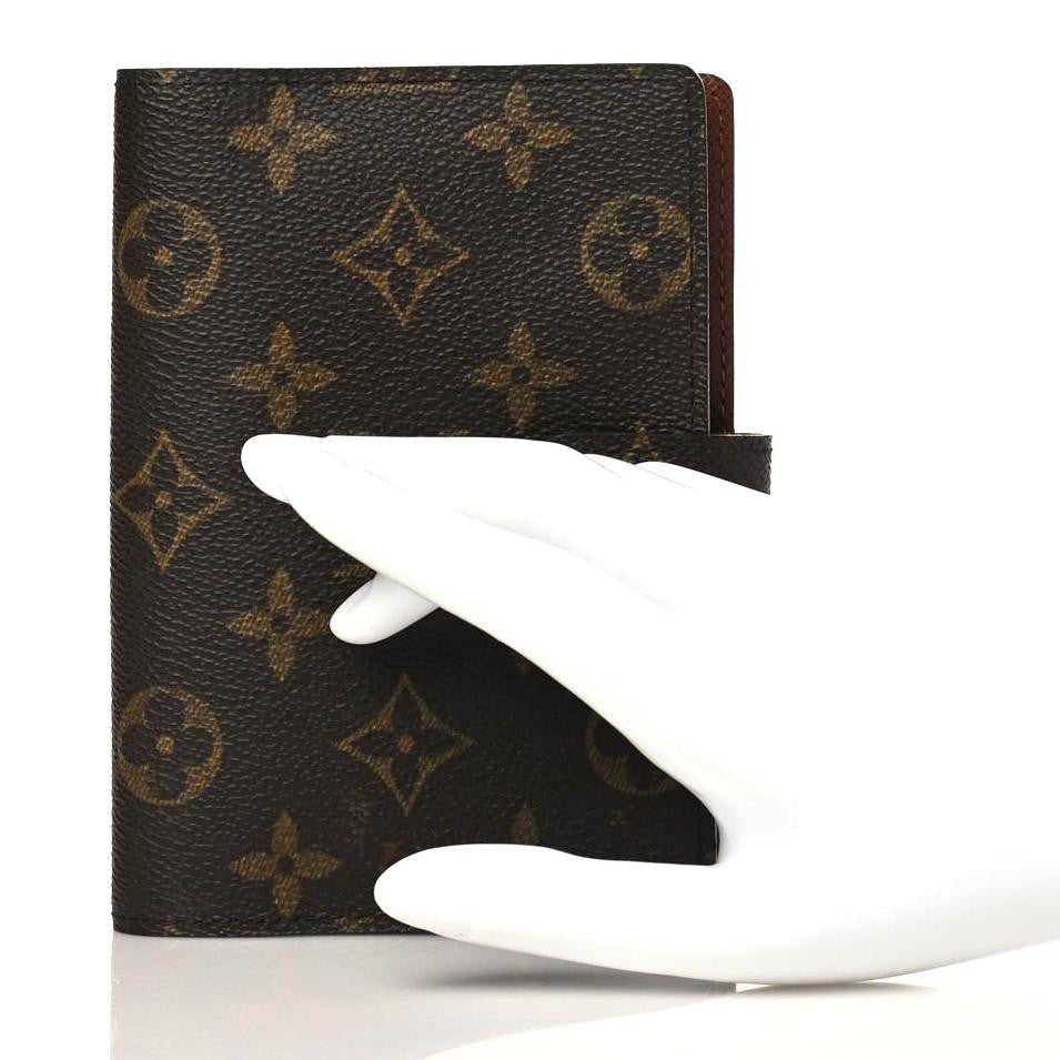 Louis Vuitton Monogram Small Ring Agenda 6 of 8