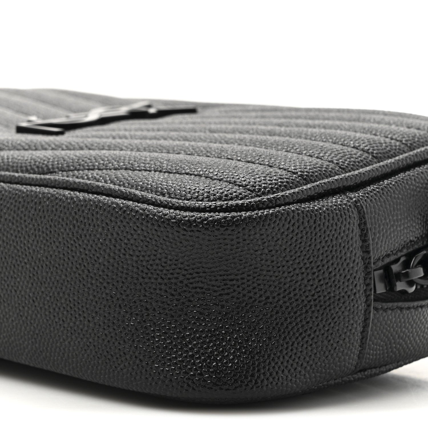 Saint Laurent Grain De Poudre Matelasse Monochrome Monogram Mini Lou Camera Bag Black 9 of 11