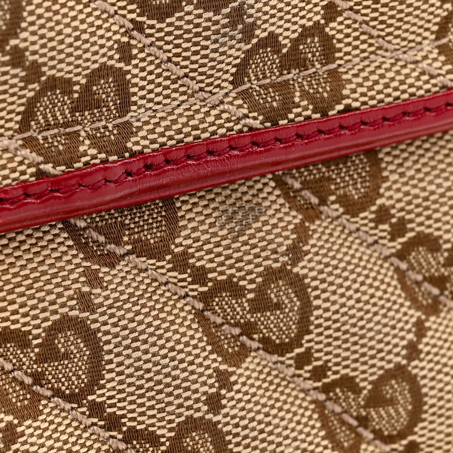 Monogram Azalea Calfskin Matelasse Diagonal Medium GG Marmont Shoulder Bag Beige Ebony New Cherry Red