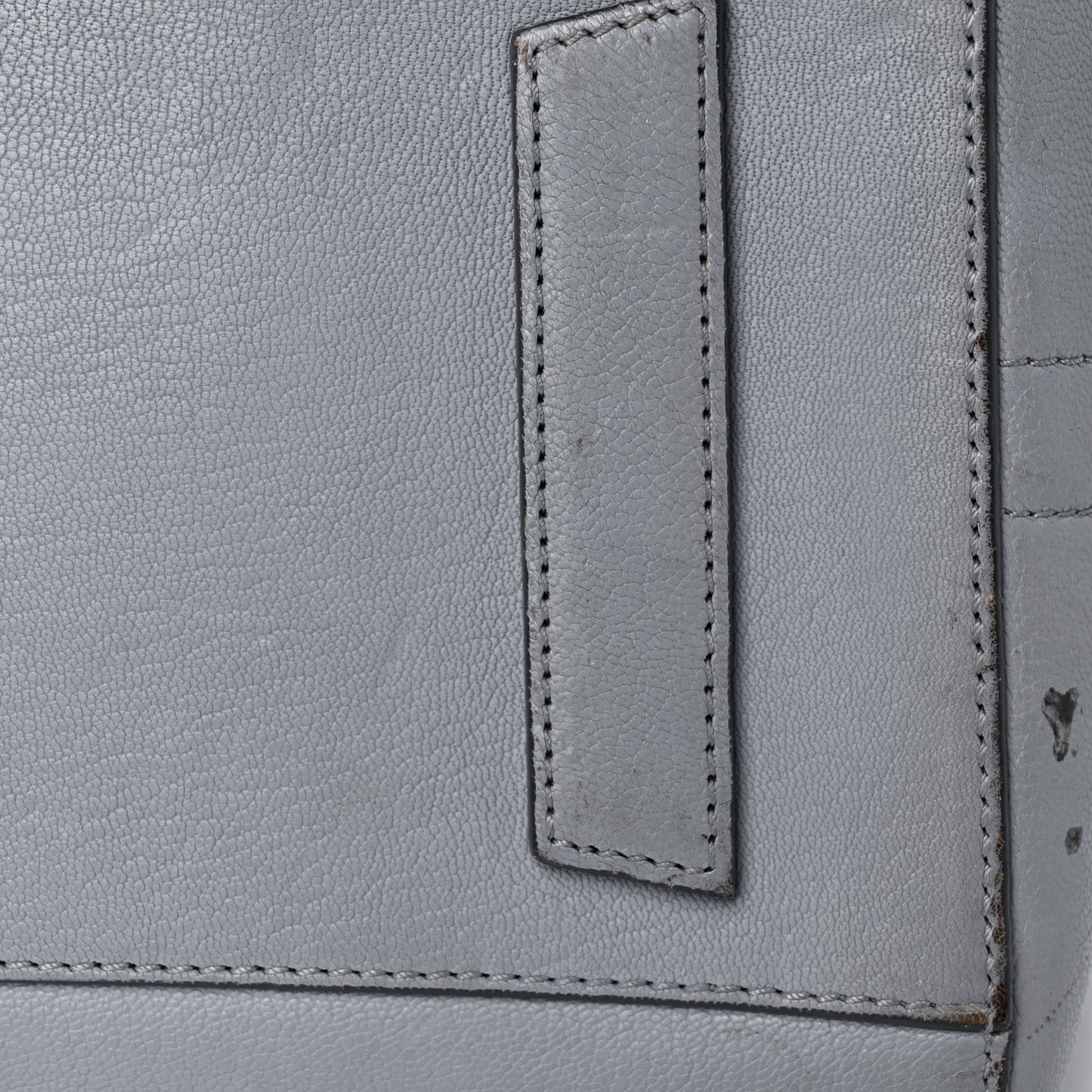 Sugar Goatskin Medium Antigona Pearl Grey