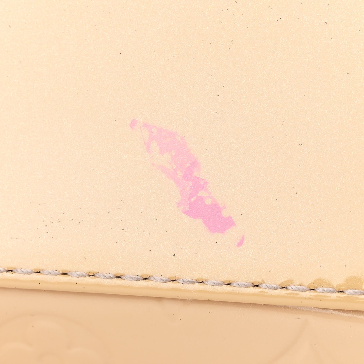 Louis Vuitton Vernis Brea GM Blanc Corail 11 of 13