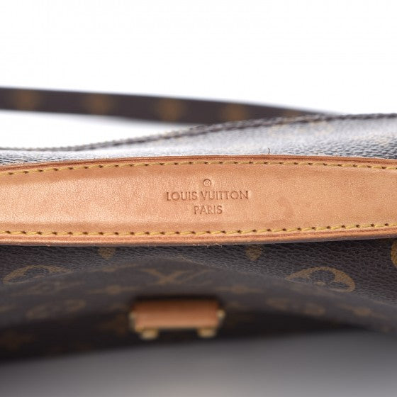 Monogram Pochette Metis