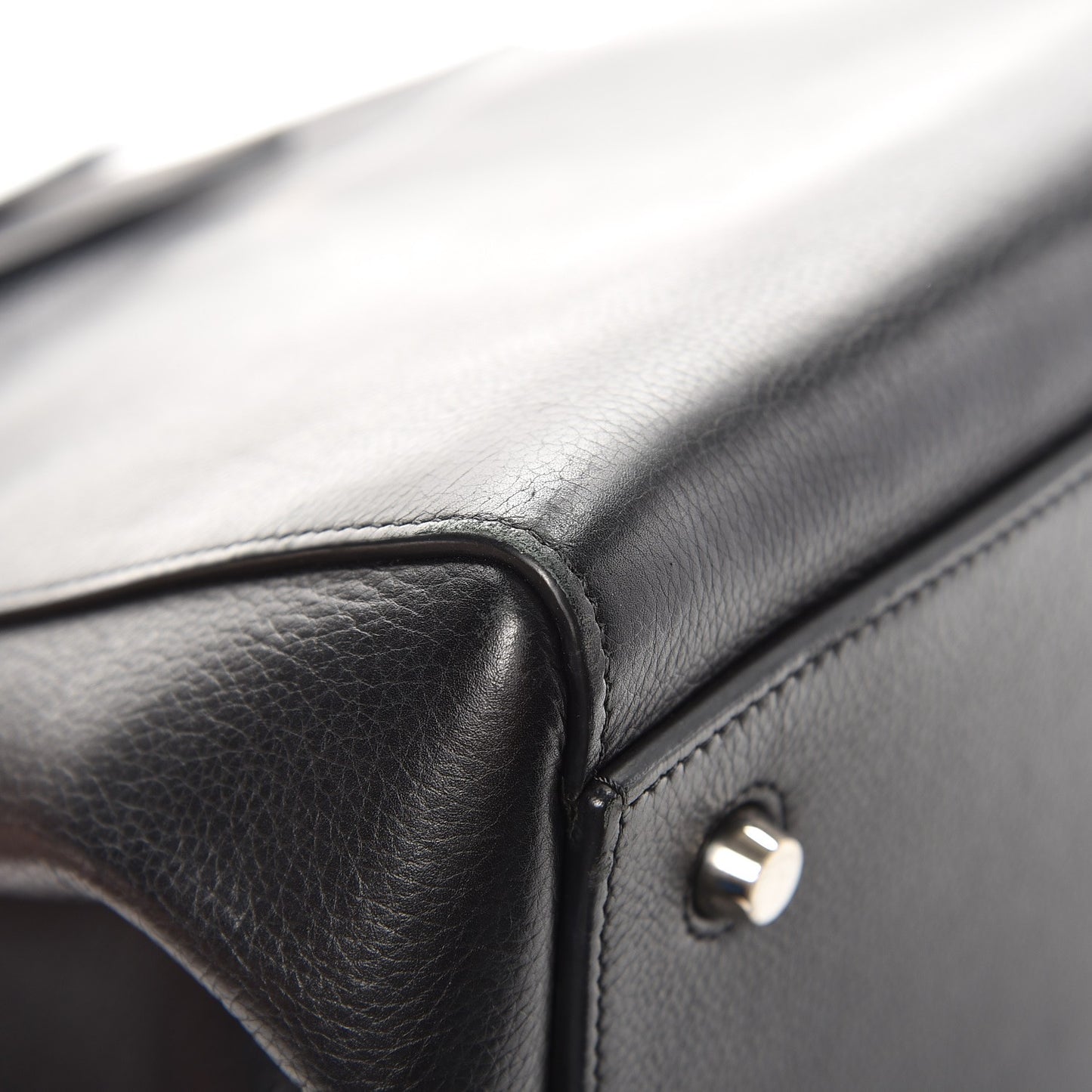 Supple Calfskin Medium Edge Shoulder Bag Black