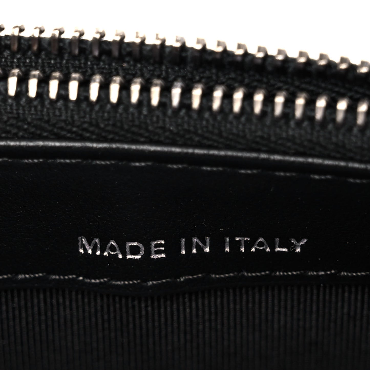Calfskin Crocodile Embossed Small Gabrielle Clutch With Chain Black