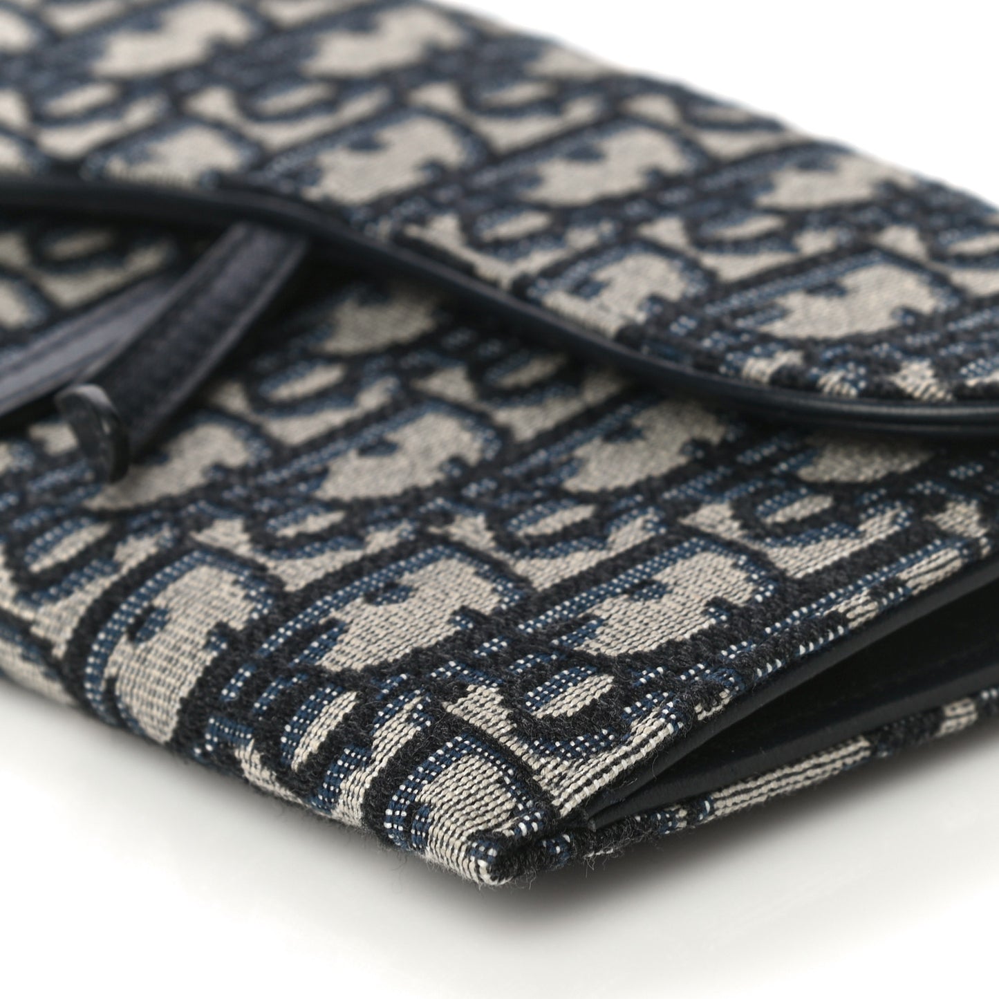 Oblique Saddle Chain Long Wallet Blue