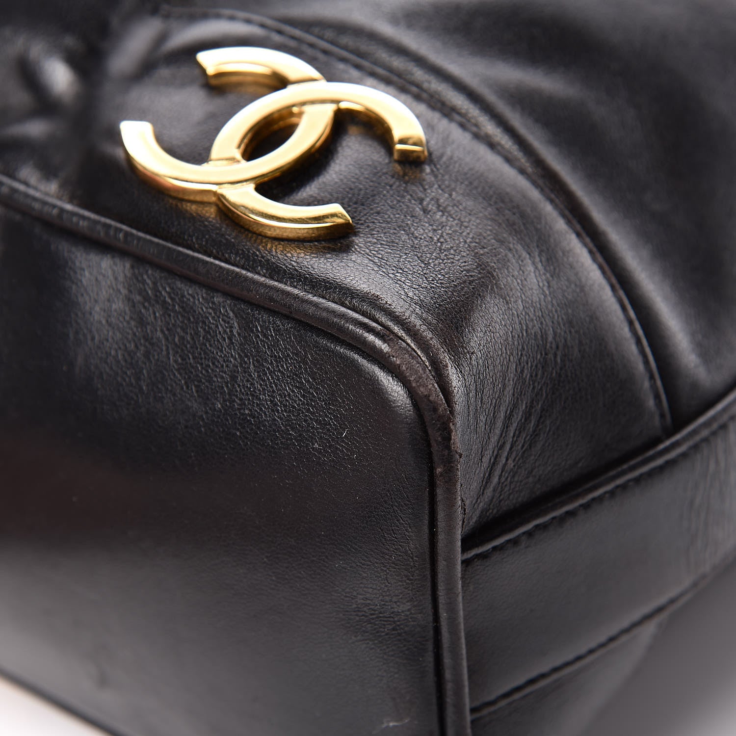 Chanel Lambskin CC Drawstring Shoulder Bag Black 16 of 21