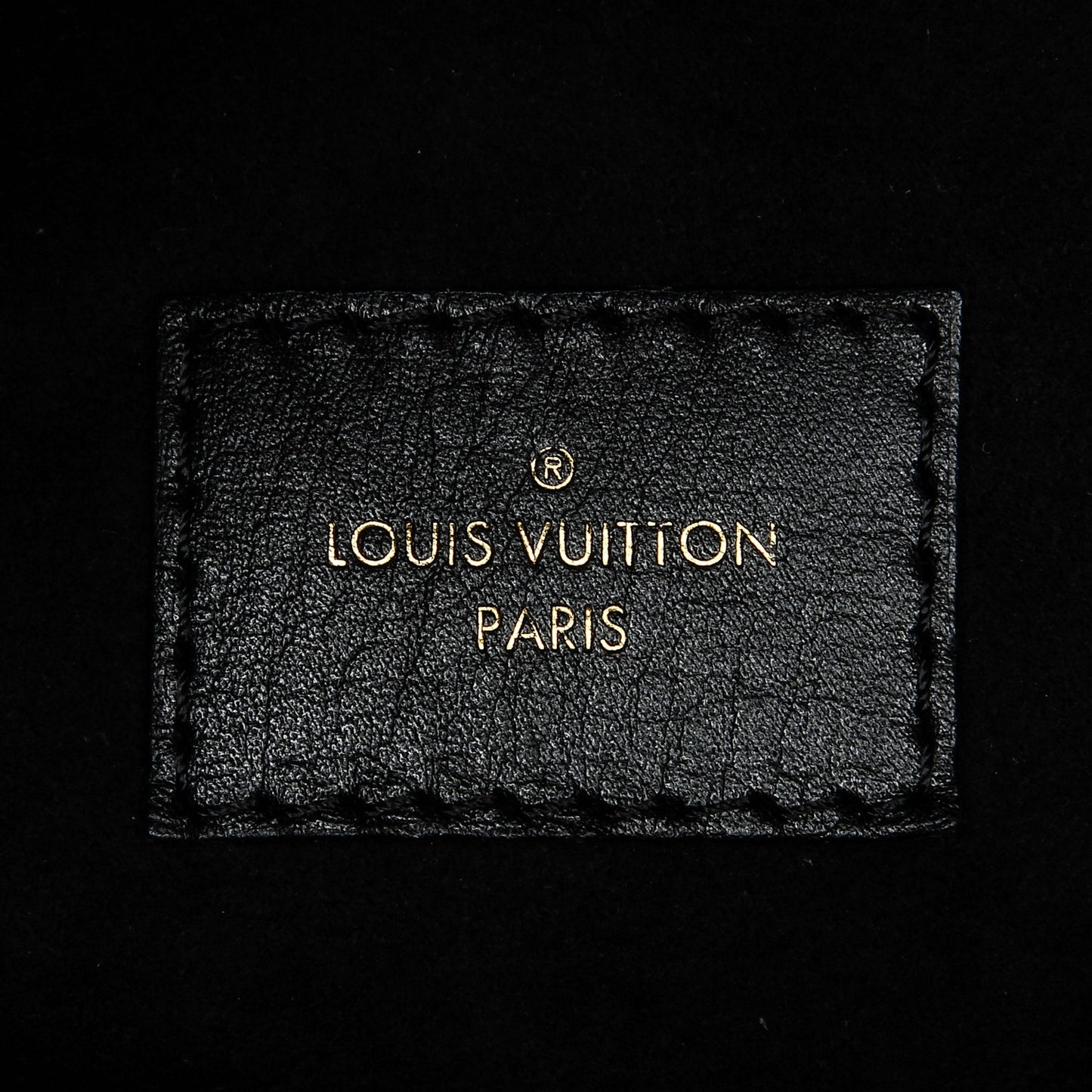 Reverse Monogram Pochette Metis