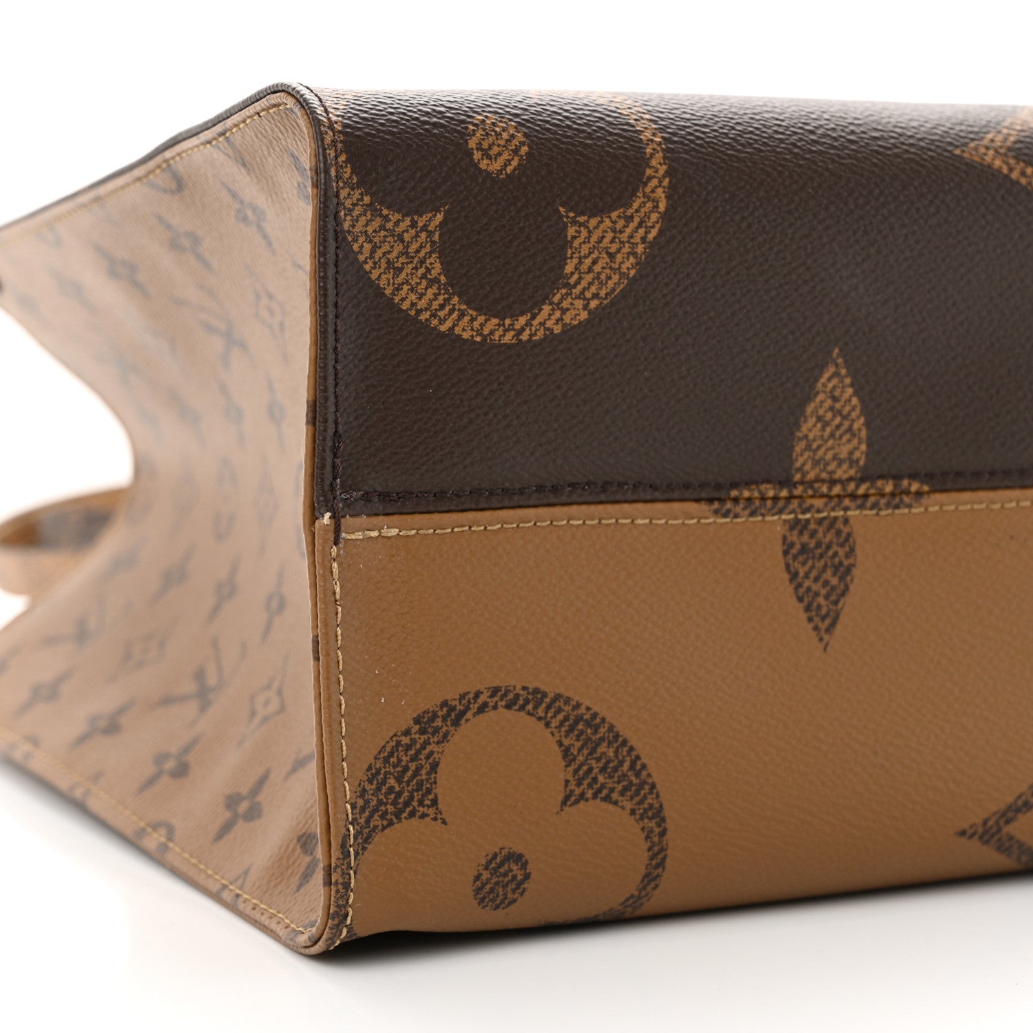 Louis Vuitton Reverse Monogram Giant Onthego MM 8 of 10