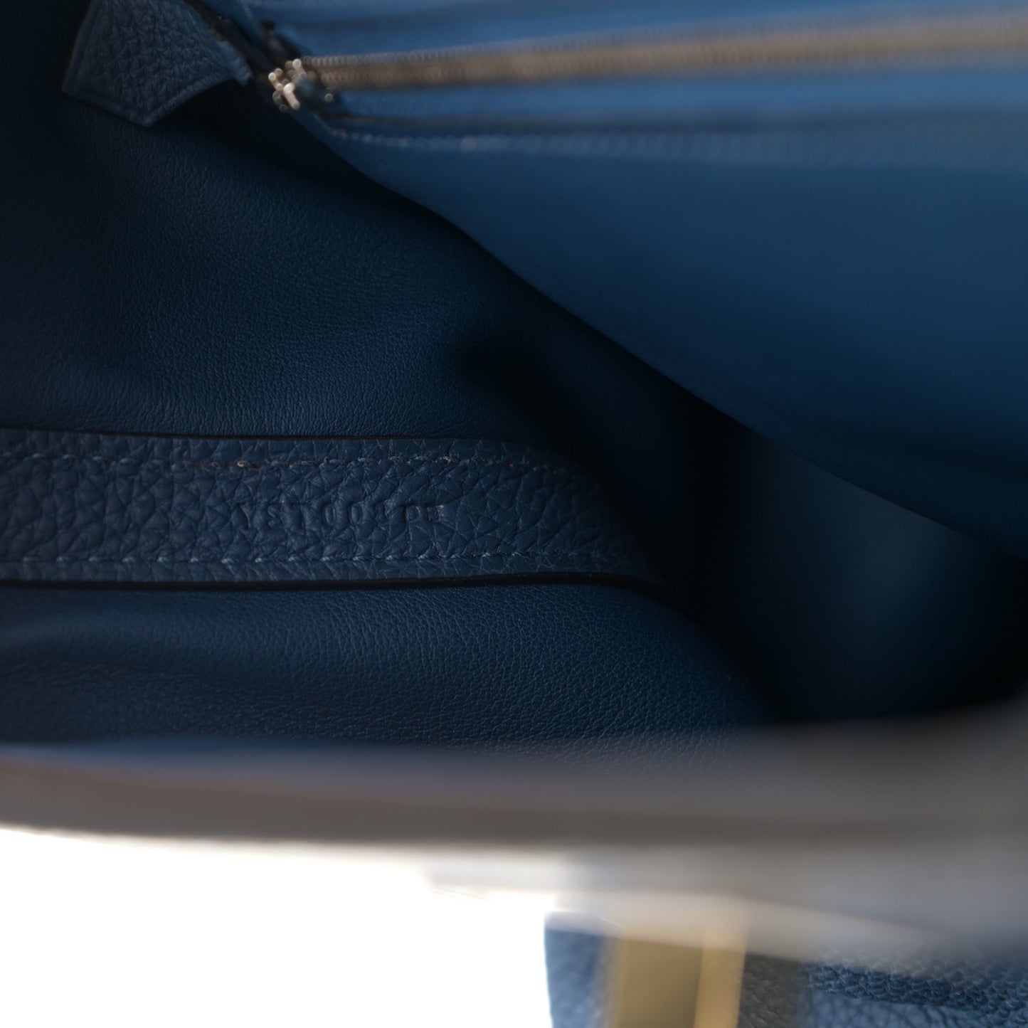 Togo Matte Alligator Touch 24/24 29 Deep Bleu Bleu Marine